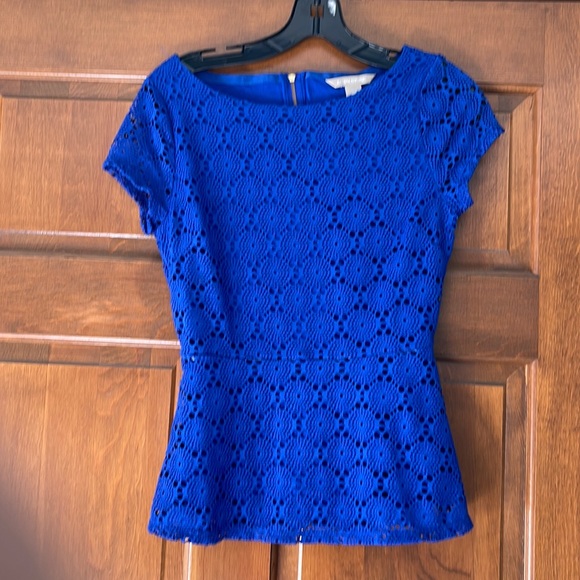 Banana Republic Tops - Banana Republic Crochet Zipper Top 0P Royal blue